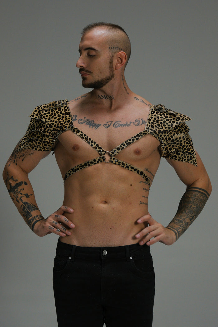 Handmade Luxury Men’s Leather Shoulder Harness Set – Leopard (Animal Pattern) (view 1)